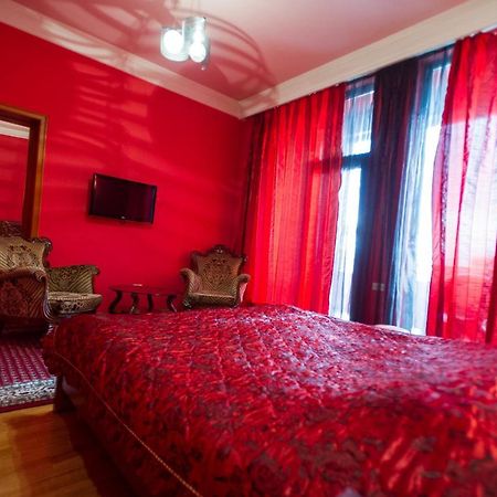 Hotel Amber Μπατούμι Εξωτερικό φωτογραφία