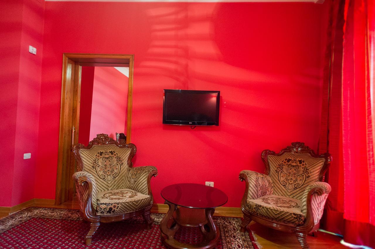 Hotel Amber Μπατούμι Εξωτερικό φωτογραφία