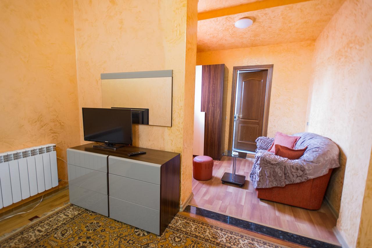 Hotel Amber Μπατούμι Εξωτερικό φωτογραφία