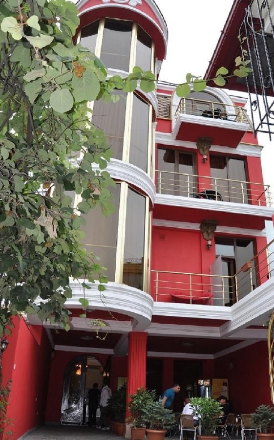 Hotel Amber Μπατούμι Εξωτερικό φωτογραφία