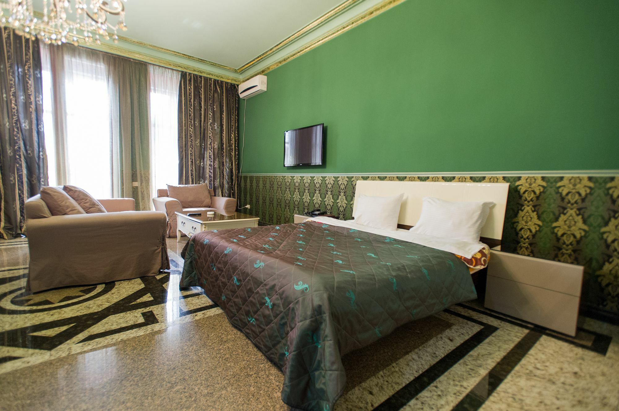 Hotel Amber Μπατούμι Εξωτερικό φωτογραφία